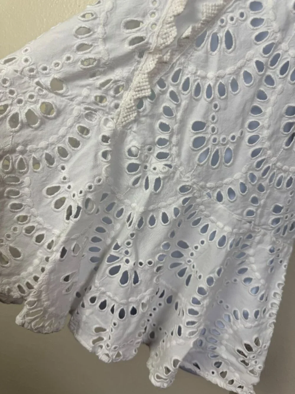 Intimately Free People White Sleeveless Eyelet Lace Top Size Medium Open Boho